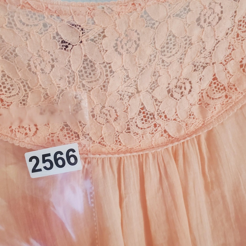 Mudd Blouse Womens Medium Peach Pink Lace Boho Peasant Top Long Sleeve Keyhole - Picture 7 of 7